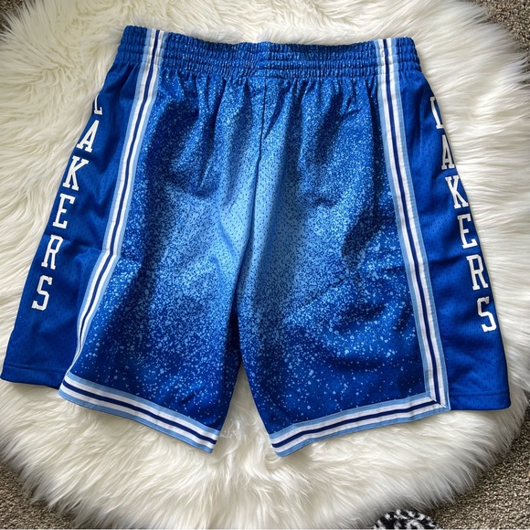 Mitchell & Ness NBA LA Lakers 1996 Blue Spray Paint Swingman Shorts mens new - Picture 2 of 6